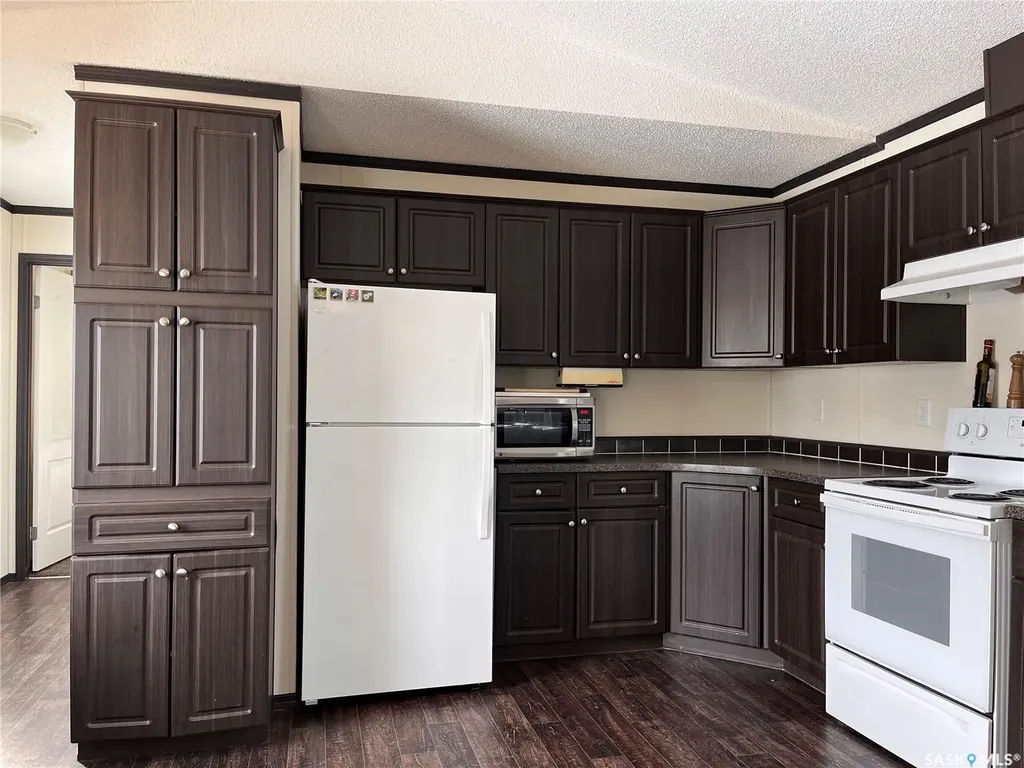 218 4th Street N Nipawin SK S0E 1E0