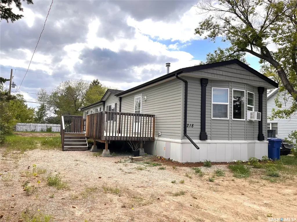218 4th Street N Nipawin SK S0E 1E0