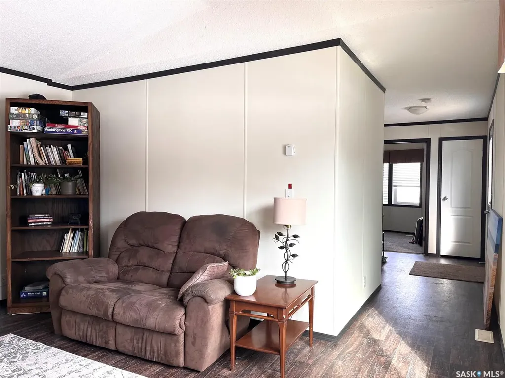 218 4th Street N Nipawin SK S0E 1E0