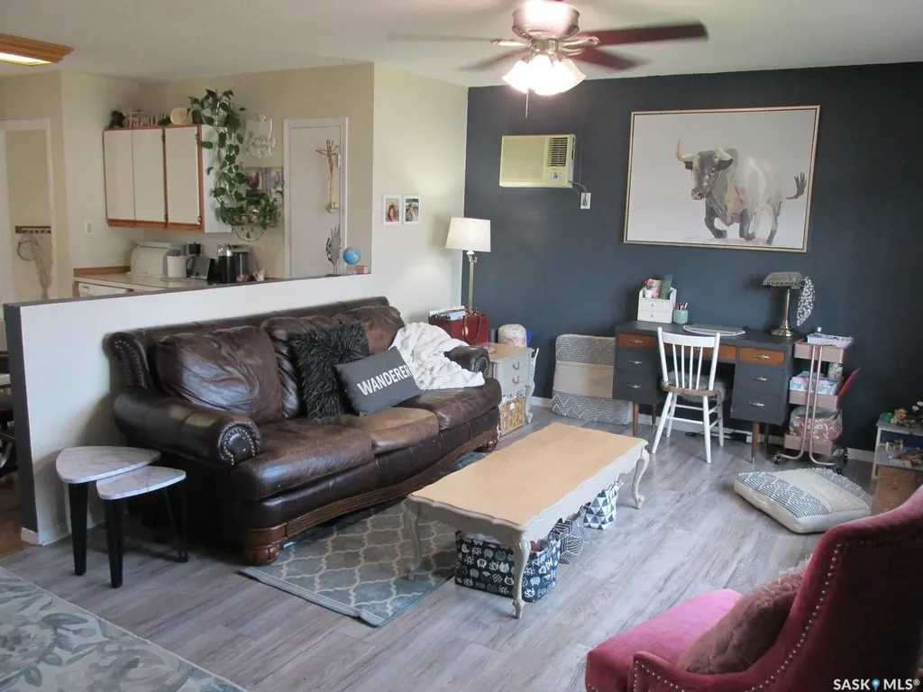 302 7th Avenue W Nipawin SK S0E 1E0