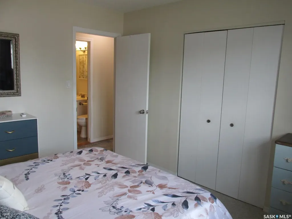 302 7th Avenue W Nipawin SK S0E 1E0