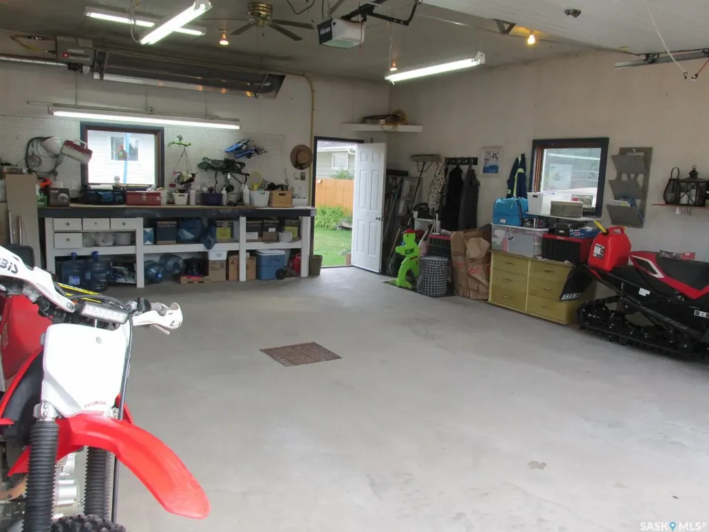 302 7th Avenue W Nipawin SK S0E 1E0