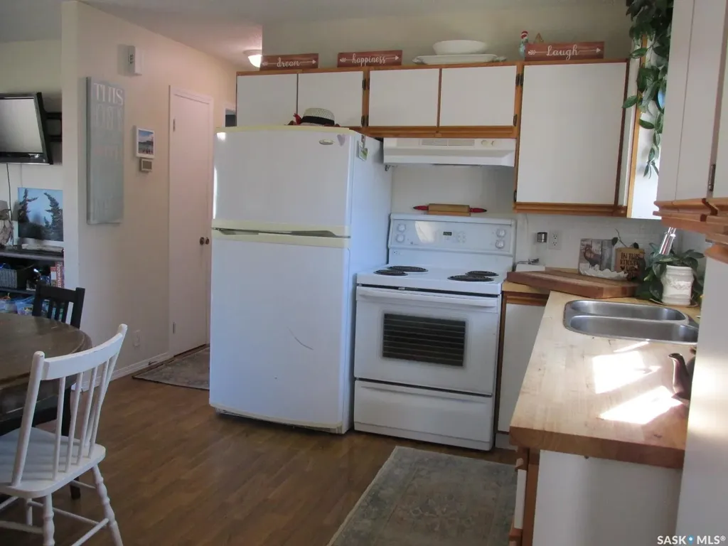 302 7th Avenue W Nipawin SK S0E 1E0