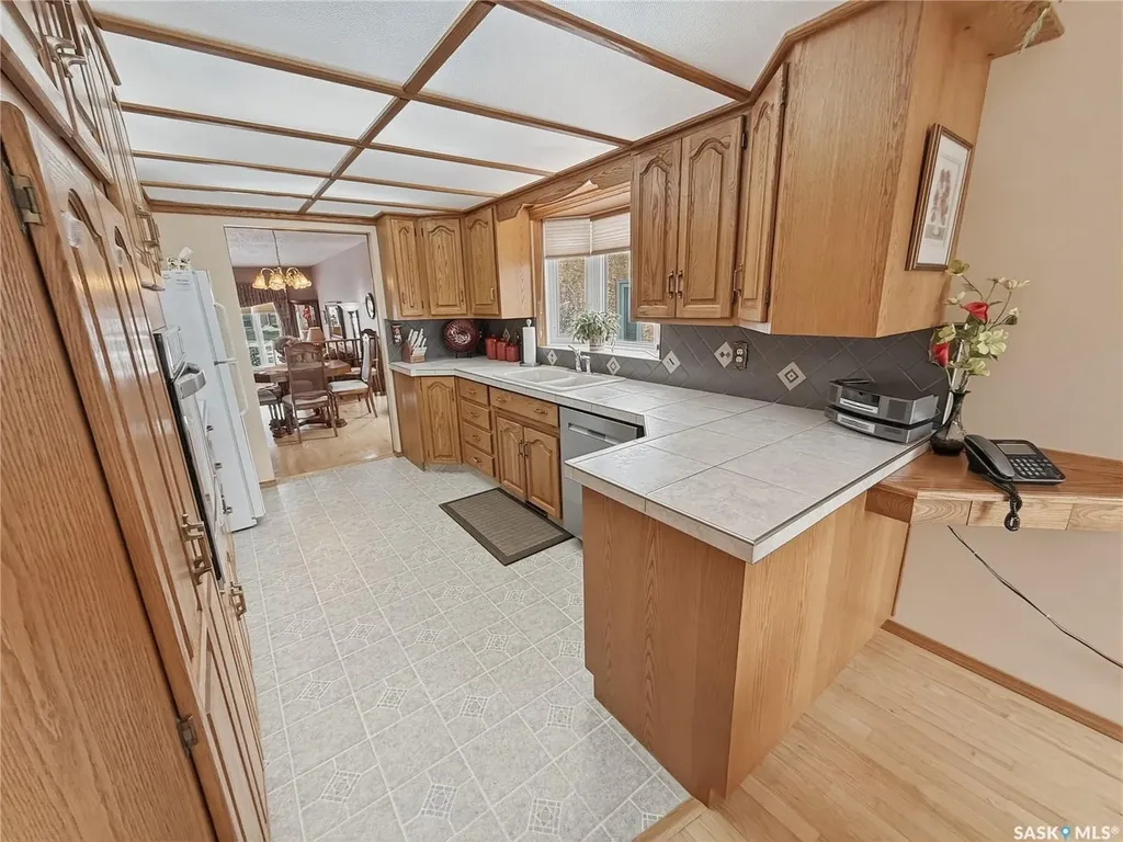 412 Curry Crescent Swift Current SK S9H 4X4