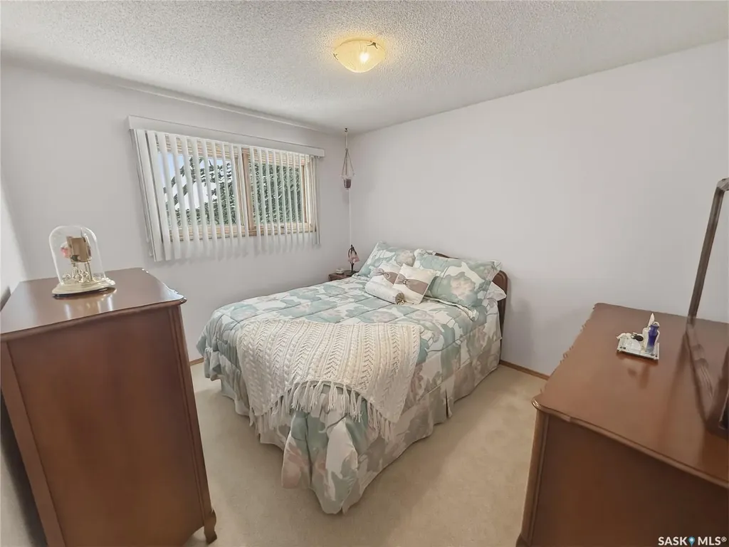 412 Curry Crescent Swift Current SK S9H 4X4