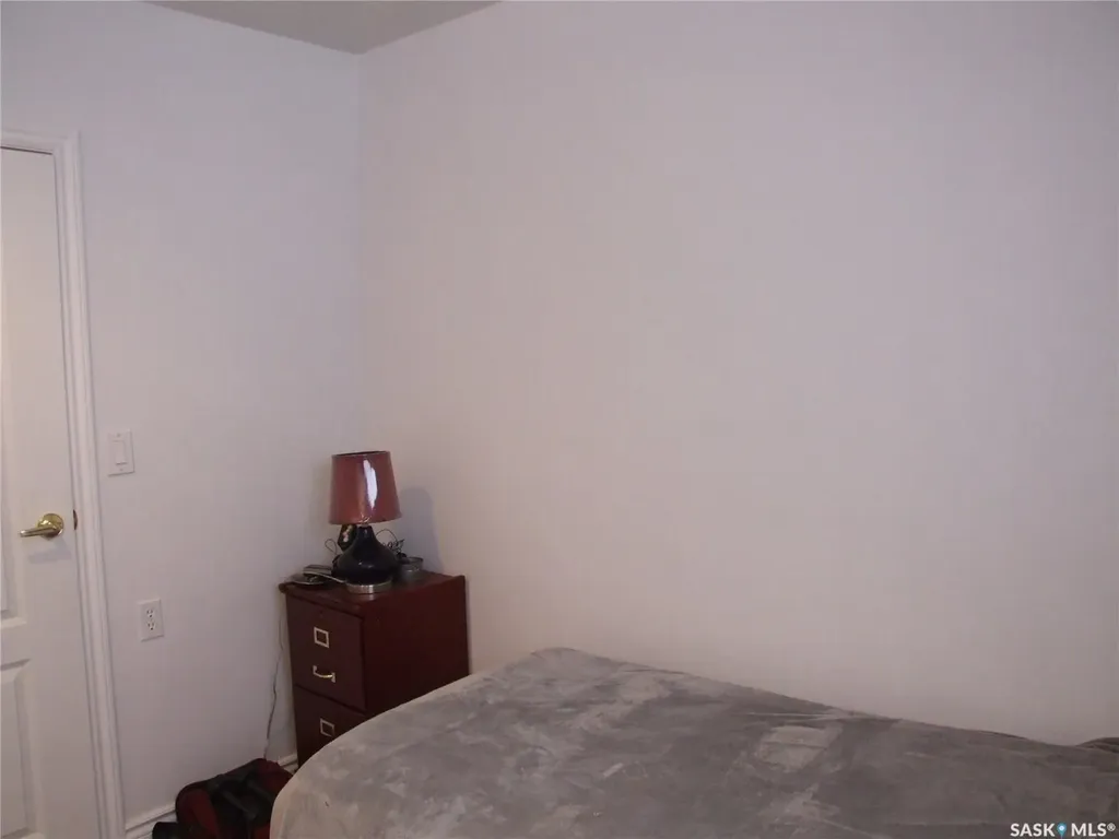 561 Dome Crescent Burstall SK S0N 0H0
