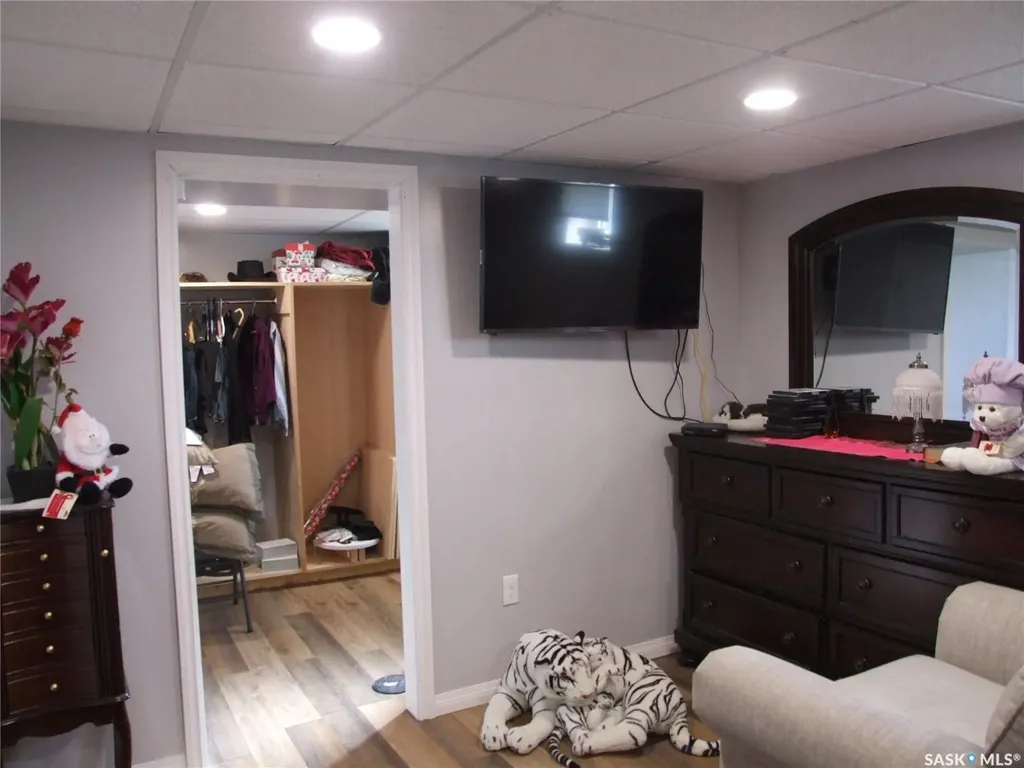 561 Dome Crescent Burstall SK S0N 0H0