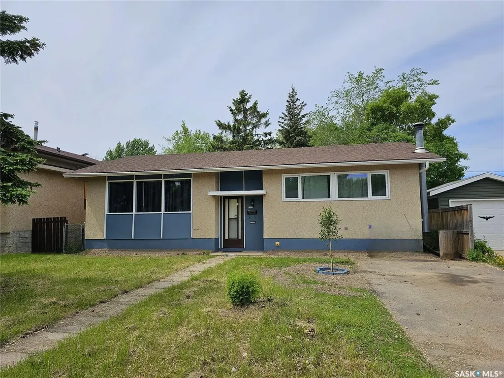 1641 103rd Street North Battleford SK S9A 1L6