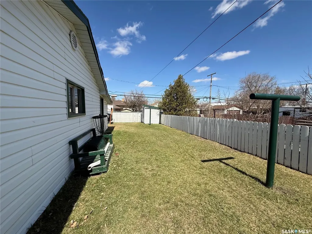 737 Third Street Estevan SK S4A 0P7