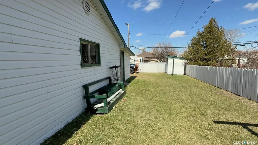 737 Third Street Estevan SK S4A 0P7