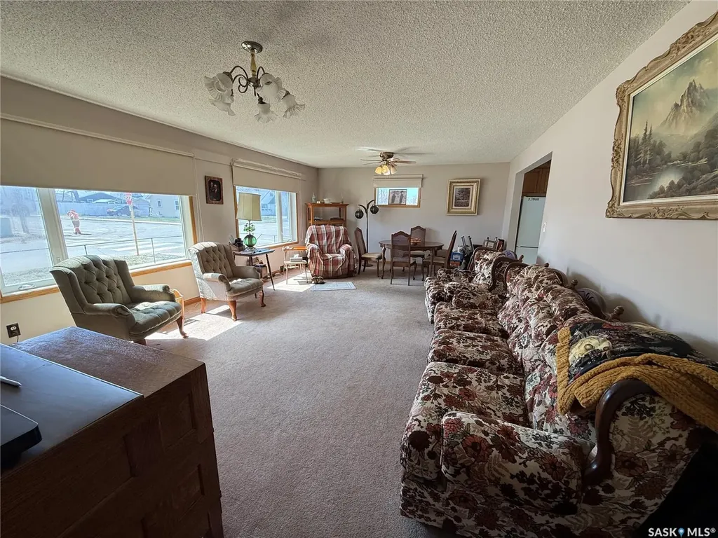 737 Third Street Estevan SK S4A 0P7
