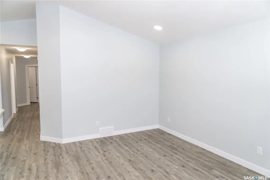 338 Stehwien Street Saskatoon SK S7W 1M9