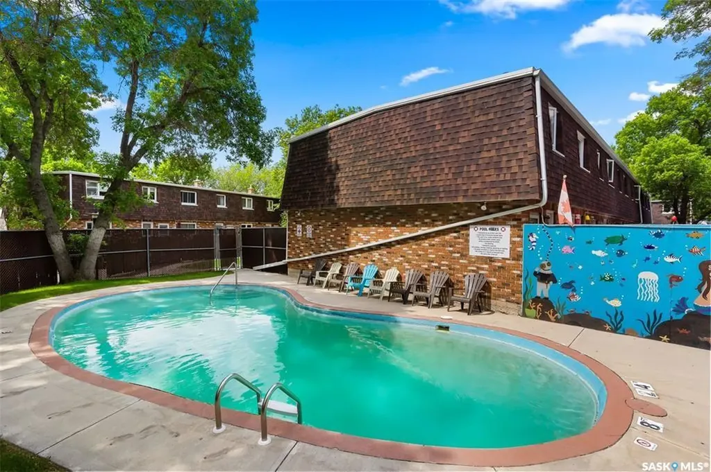 51 Spruceview Road Regina SK S4R 0E1