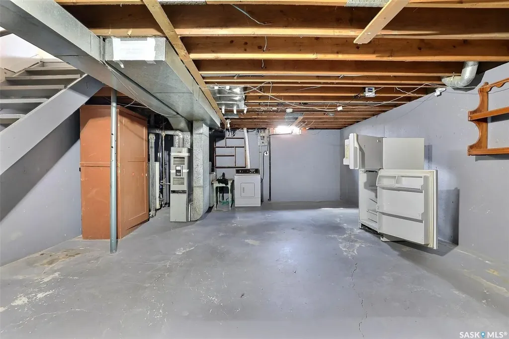 51 Spruceview Road Regina SK S4R 0E1