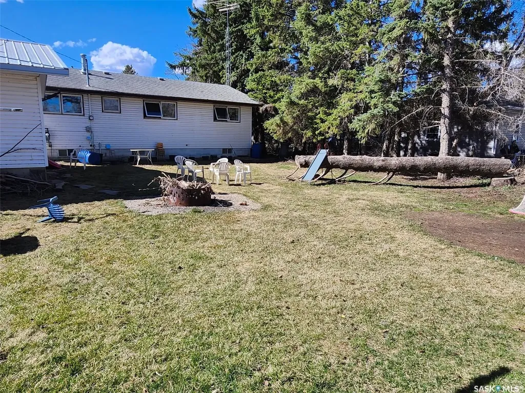515 Duncan Drive Leask SK S0J 1M0