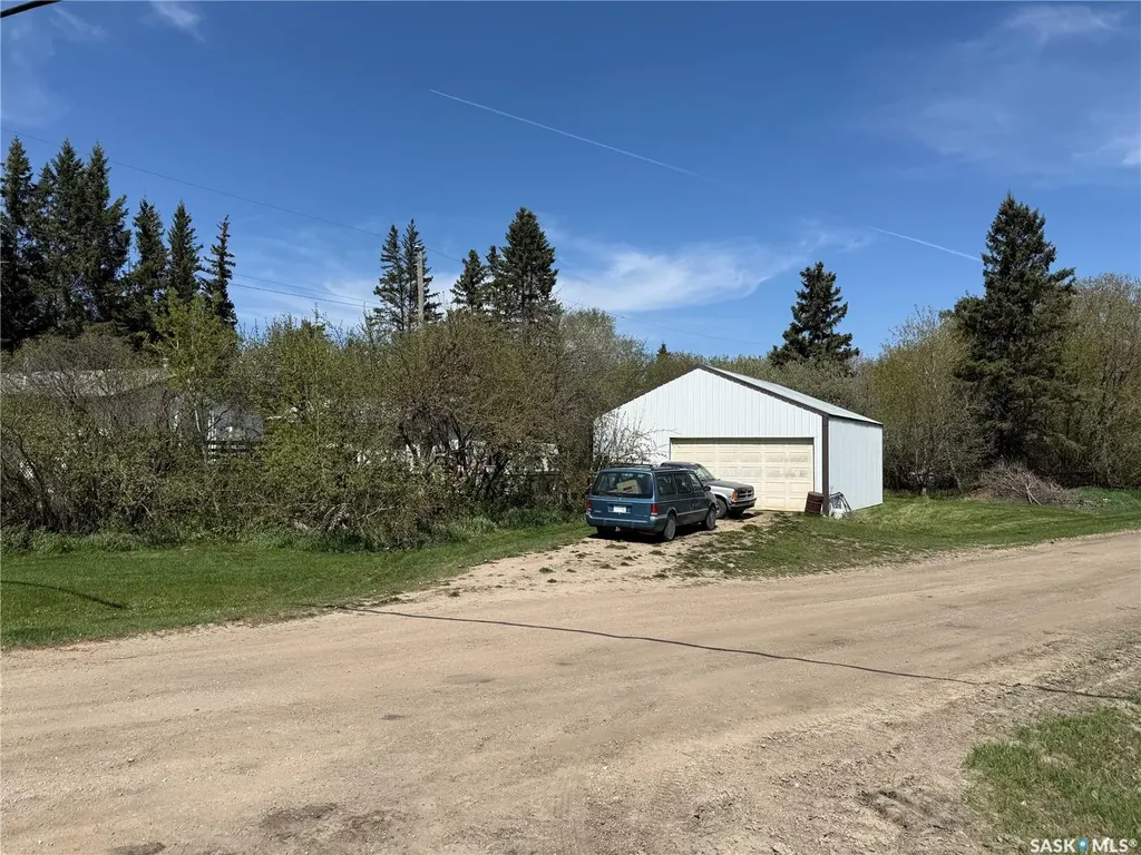515 Duncan Drive Leask SK S0J 1M0