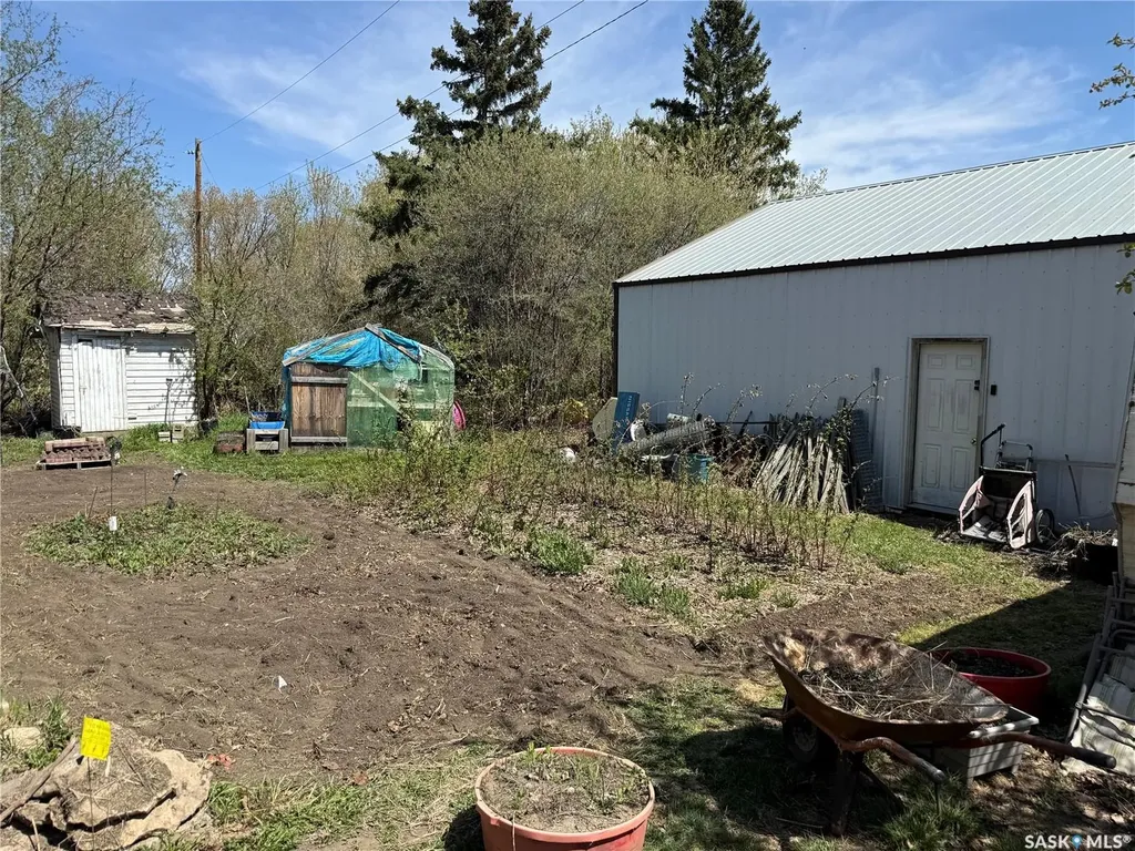 515 Duncan Drive Leask SK S0J 1M0
