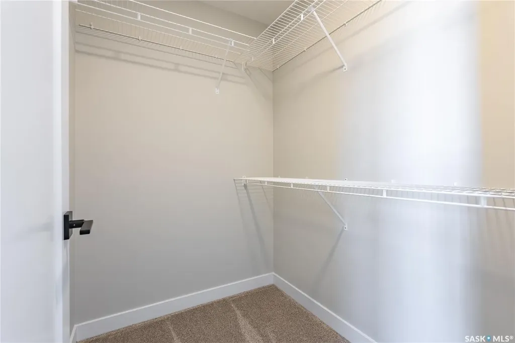 22 Taskamanwa Terrace Saskatoon SK S7V 1Z7