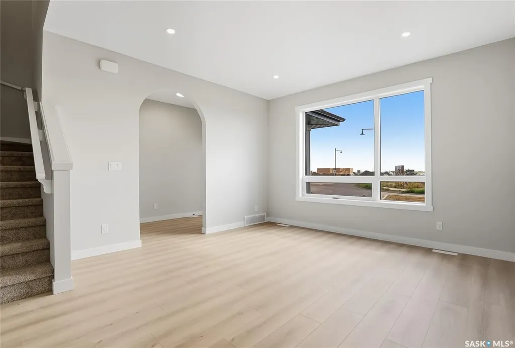 22 Taskamanwa Terrace Saskatoon SK S7V 1Z7