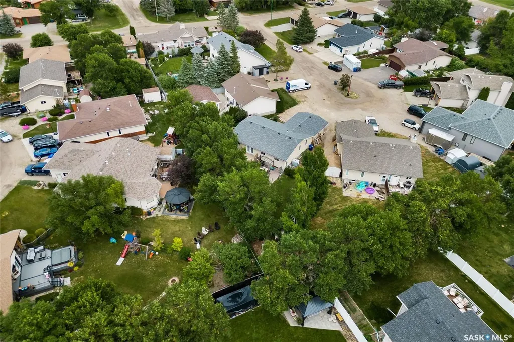 21 Rider Bay Grand Coulee SK S4M 0A3