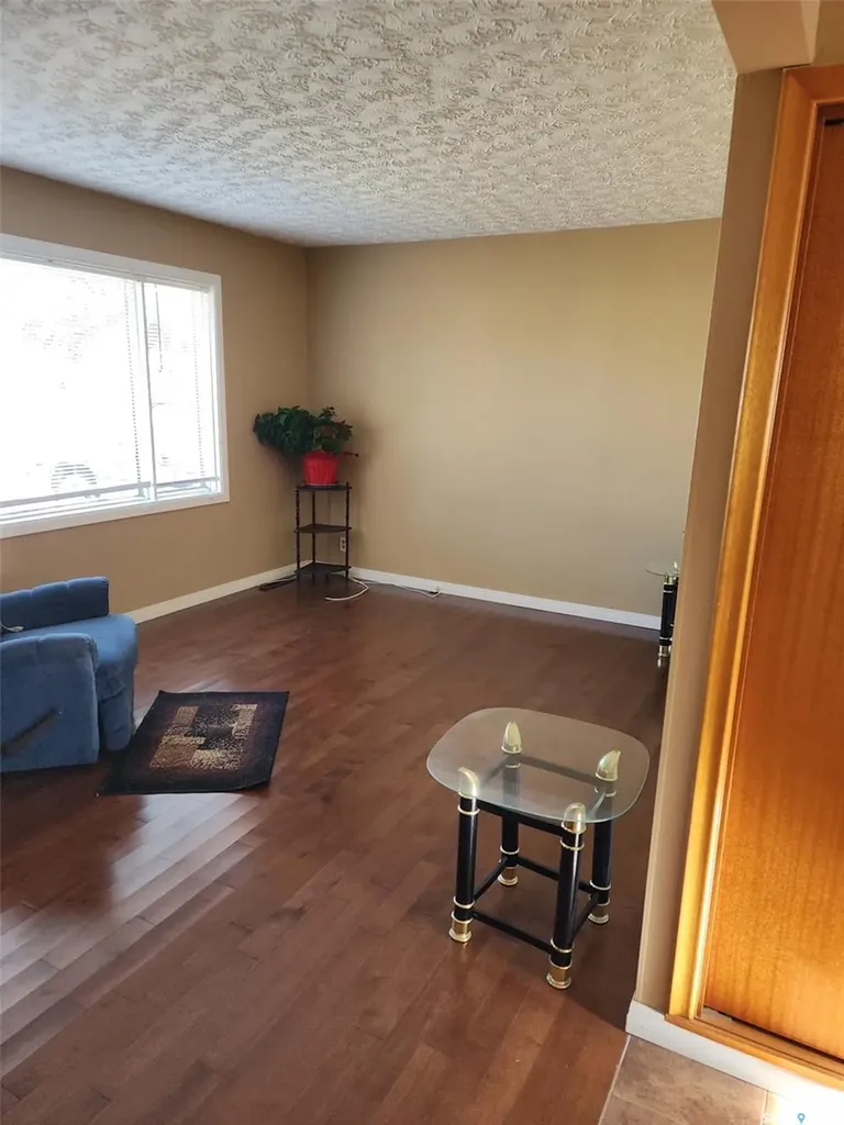 307 Gastle Street Strasbourg SK S0G 4V0