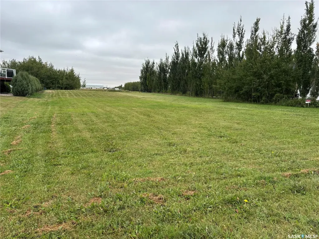 76 14th Street Humboldt SK S0K 2A0