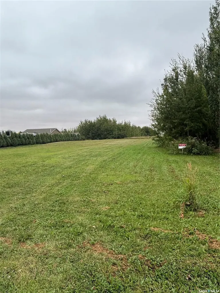 76 14th Street Humboldt SK S0K 2A0