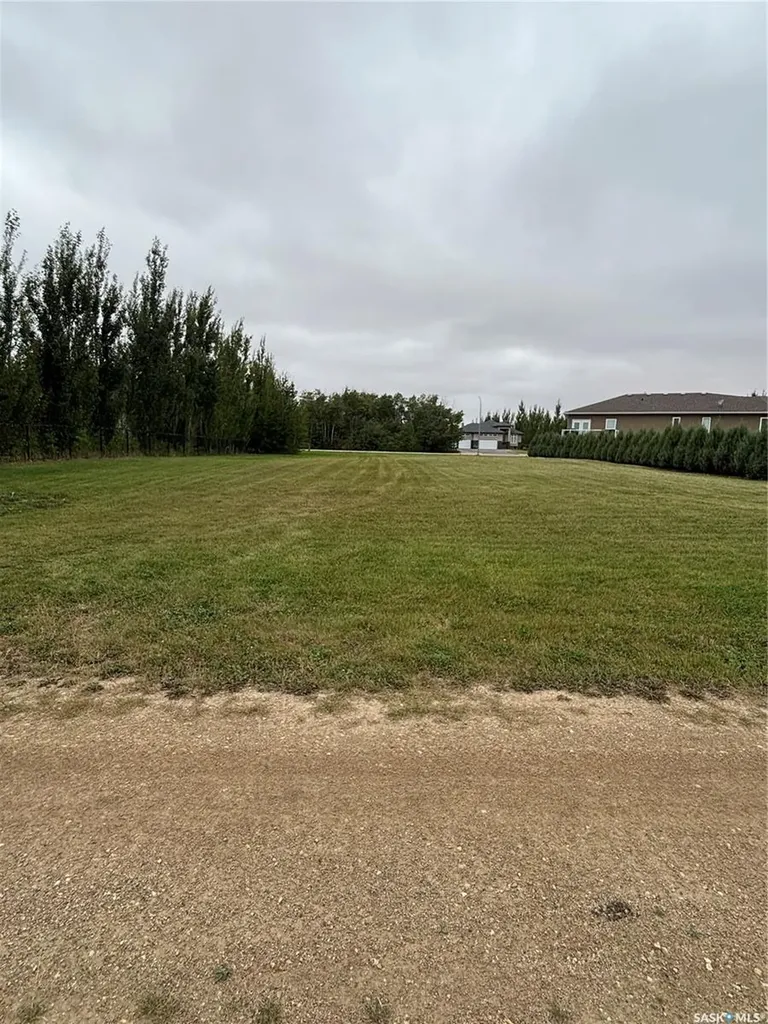 76 14th Street Humboldt SK S0K 2A0