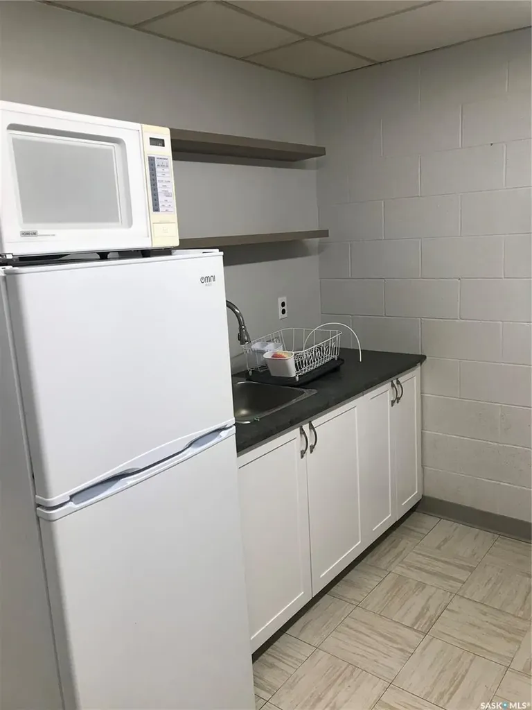 916 Central Avenue Saskatoon SK S7N 2G8