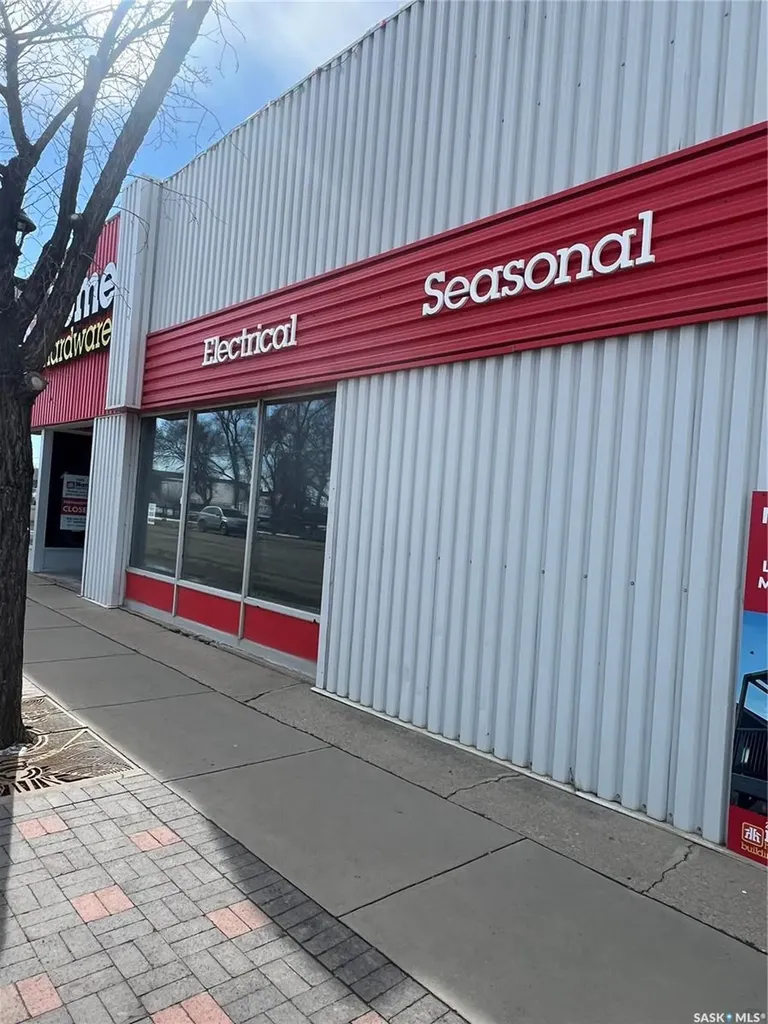 916 Central Avenue Saskatoon SK S7N 2G8