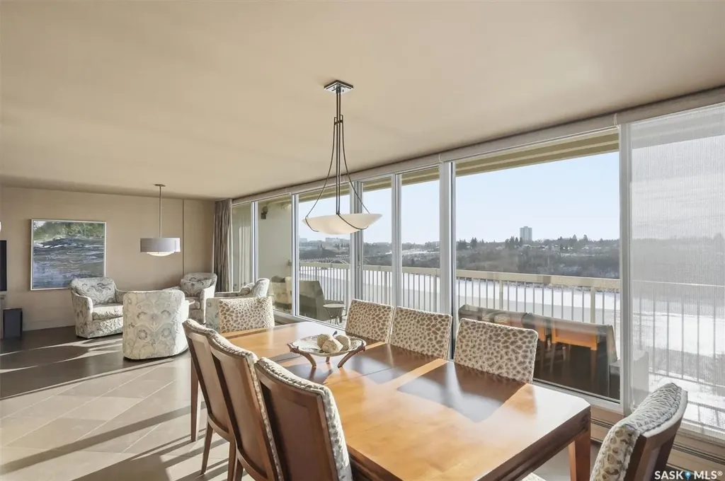 730 Spadina Crescent E Saskatoon SK S7K 4H7