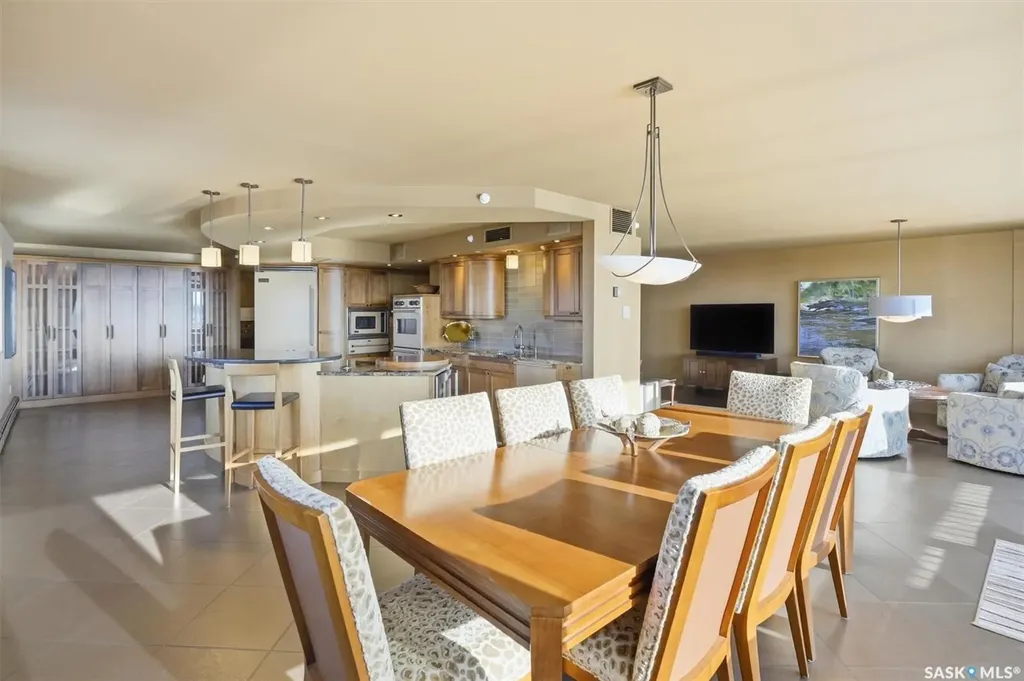 730 Spadina Crescent E Saskatoon SK S7K 4H7