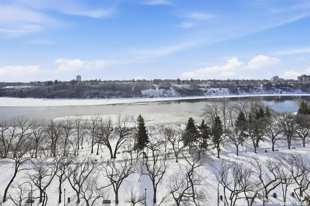 730 Spadina Crescent E Saskatoon SK S7K 4H7