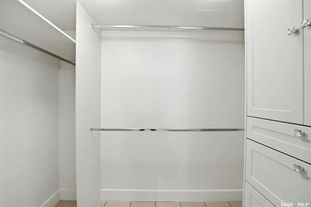 730 Spadina Crescent E Saskatoon SK S7K 4H7