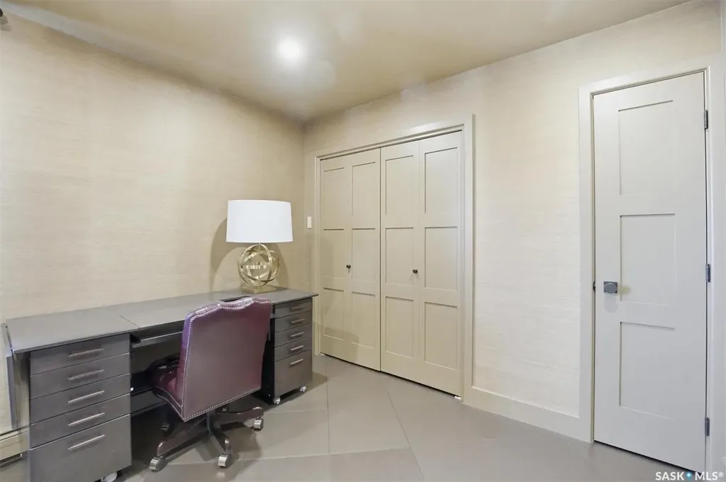 730 Spadina Crescent E Saskatoon SK S7K 4H7