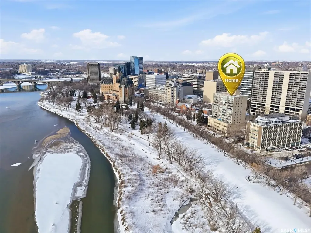 730 Spadina Crescent E Saskatoon SK S7K 4H7