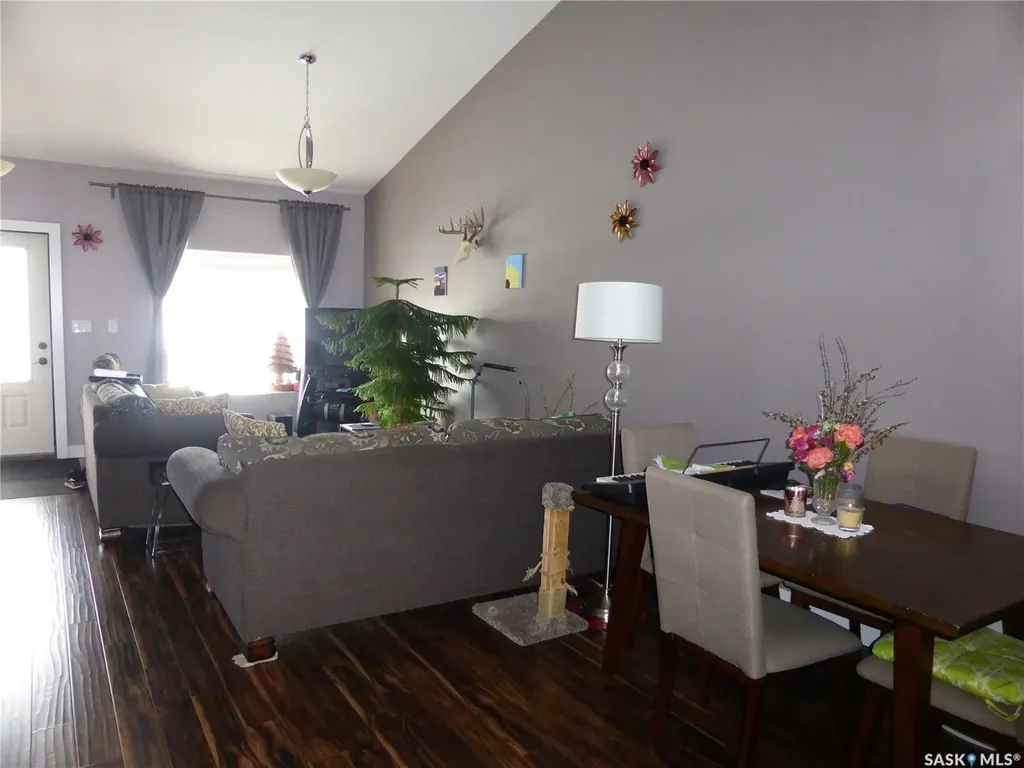 206-2 7th Avenue Paradise Hill SK S0M 2G0