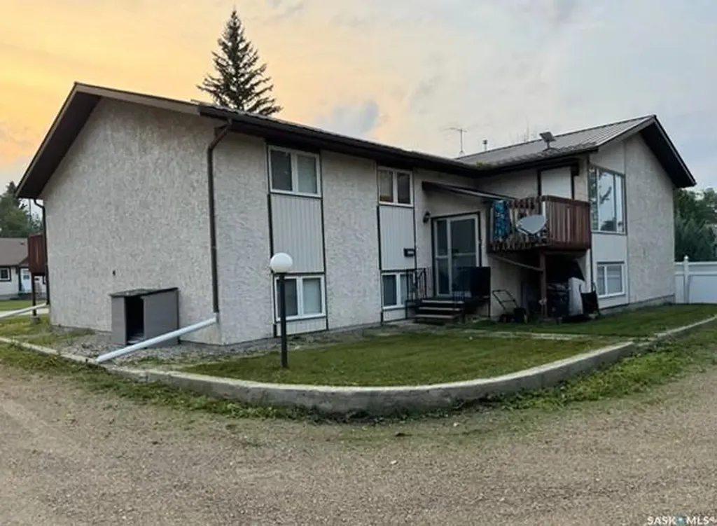 905 Gambetta Street Whitewood SK S0G 5C0