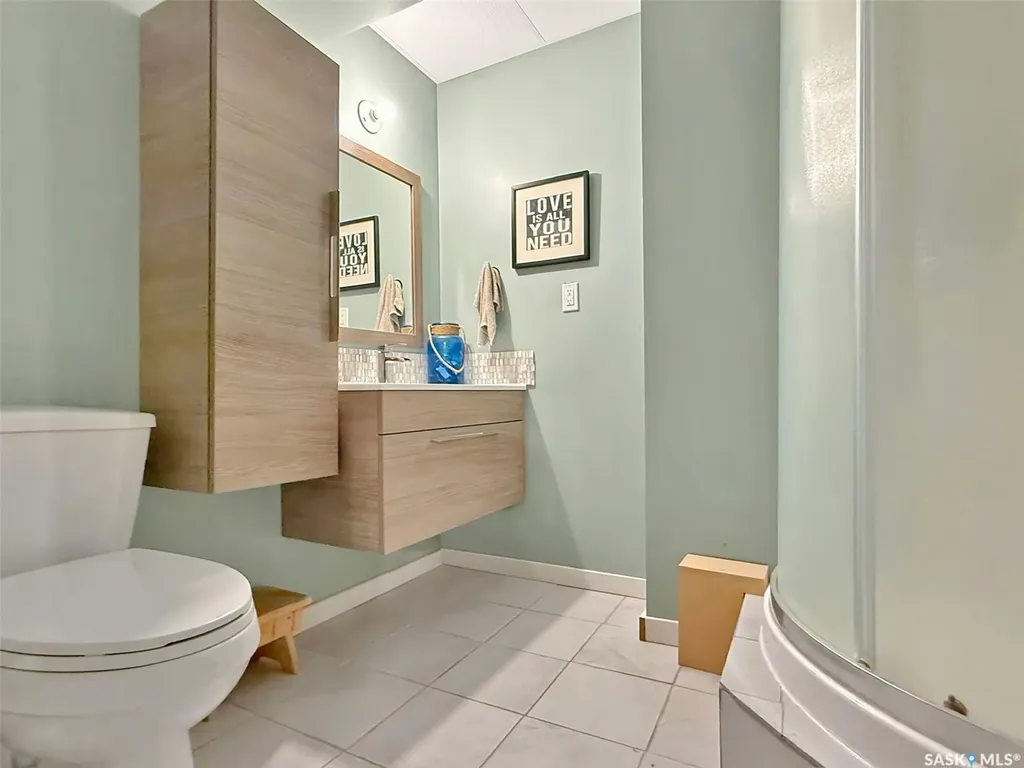 1415 Ashley Drive Swift Current SK S9H 1N6