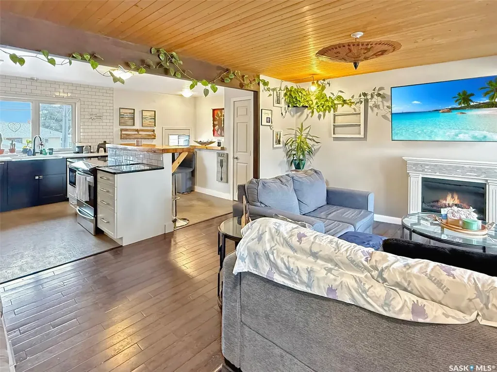 1415 Ashley Drive Swift Current SK S9H 1N6