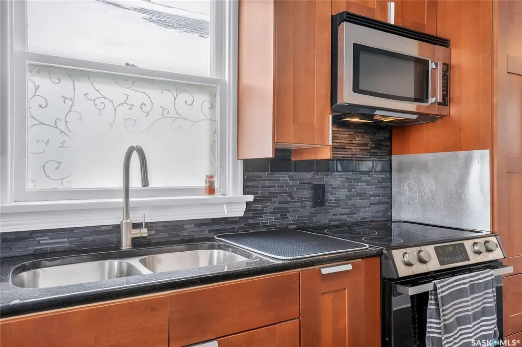 1231 Aird Street Saskatoon SK S7N 0T3