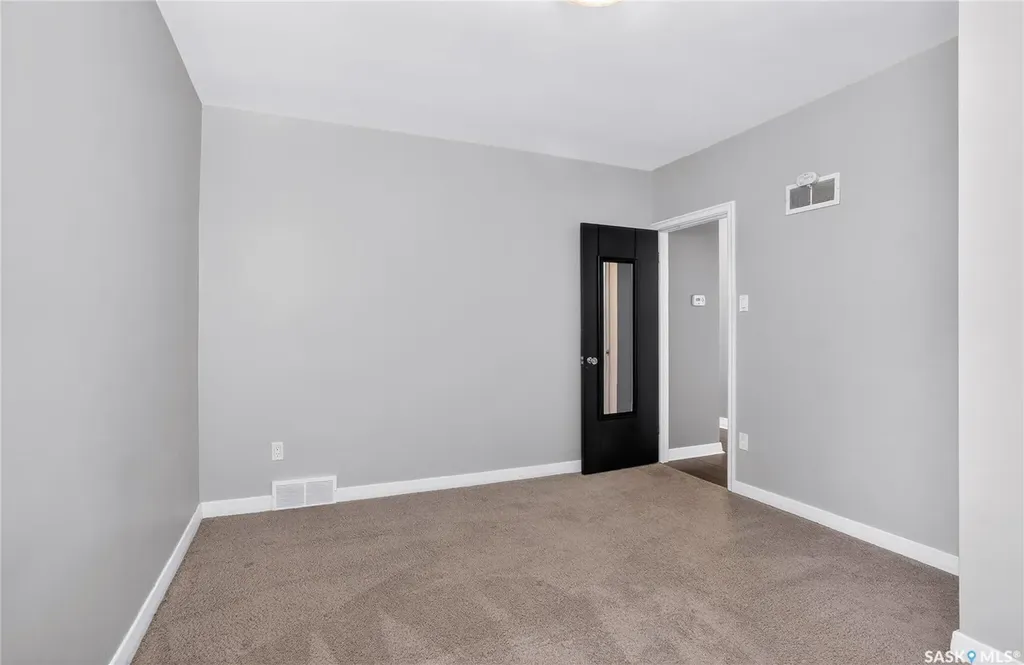 1231 Aird Street Saskatoon SK S7N 0T3