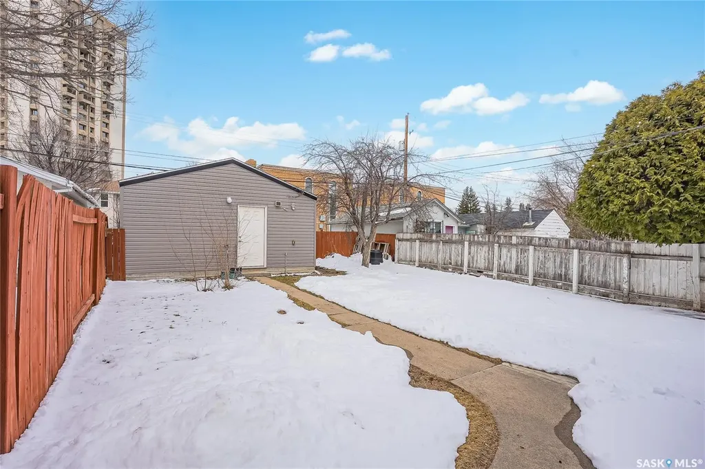 1231 Aird Street Saskatoon SK S7N 0T3