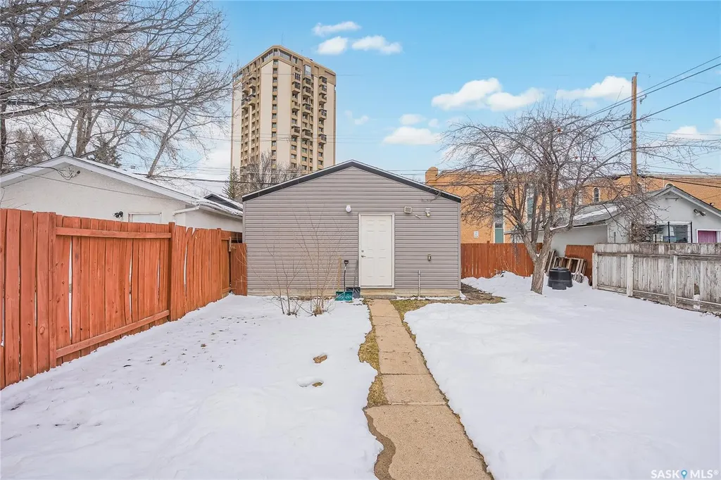 1231 Aird Street Saskatoon SK S7N 0T3