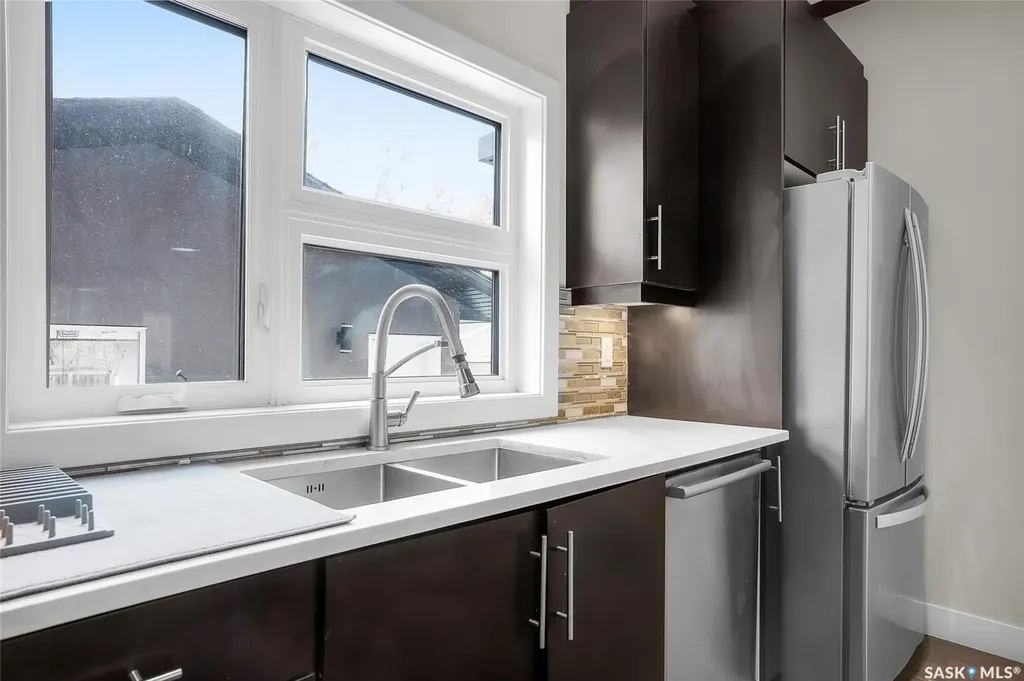 305 Clarence Avenue S Saskatoon SK S7N 1H5
