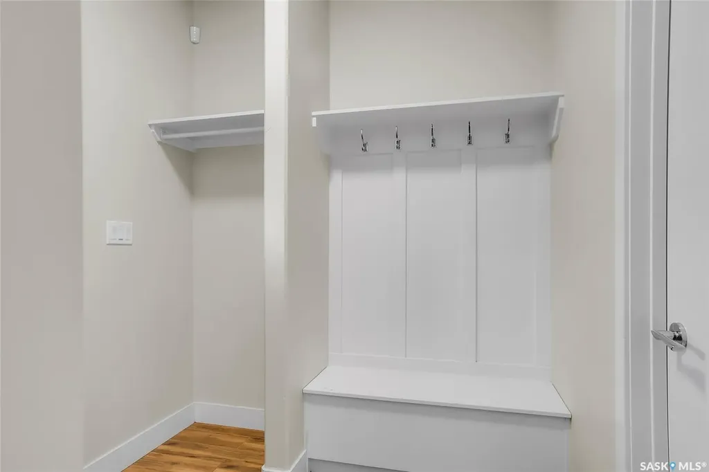 305 Clarence Avenue S Saskatoon SK S7N 1H5