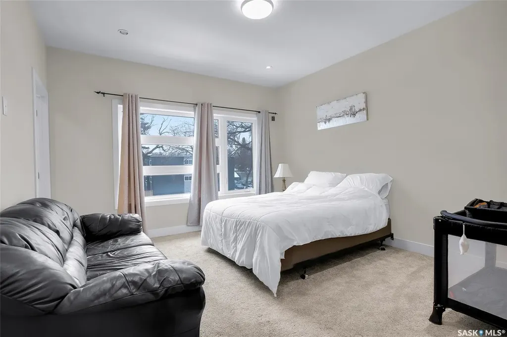 305 Clarence Avenue S Saskatoon SK S7N 1H5