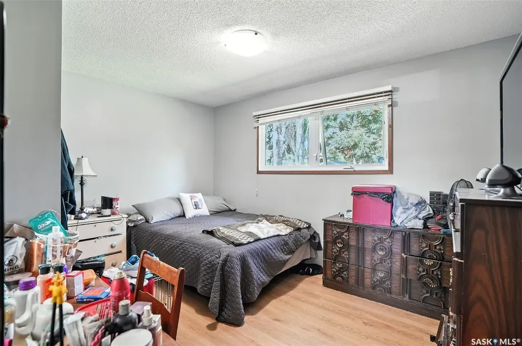 97 Maxwell Crescent Saskatoon SK S7L 3Y4