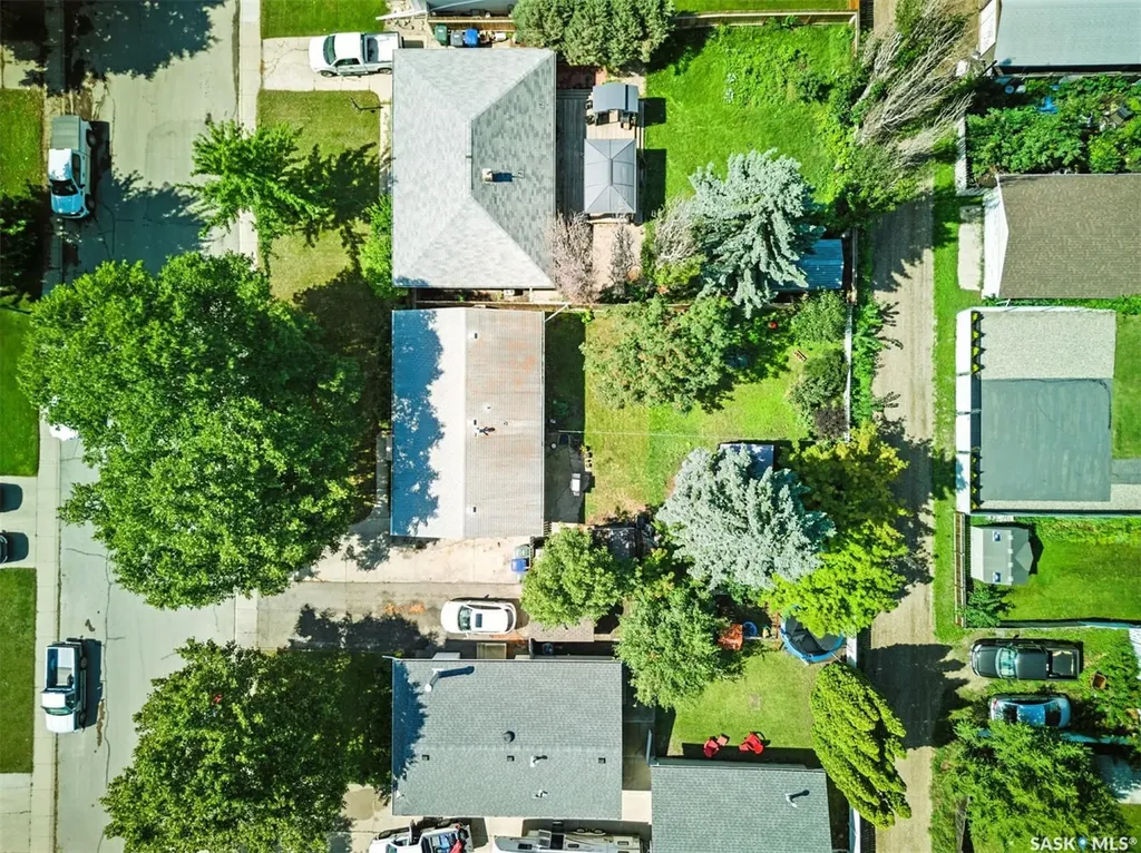97 Maxwell Crescent Saskatoon SK S7L 3Y4