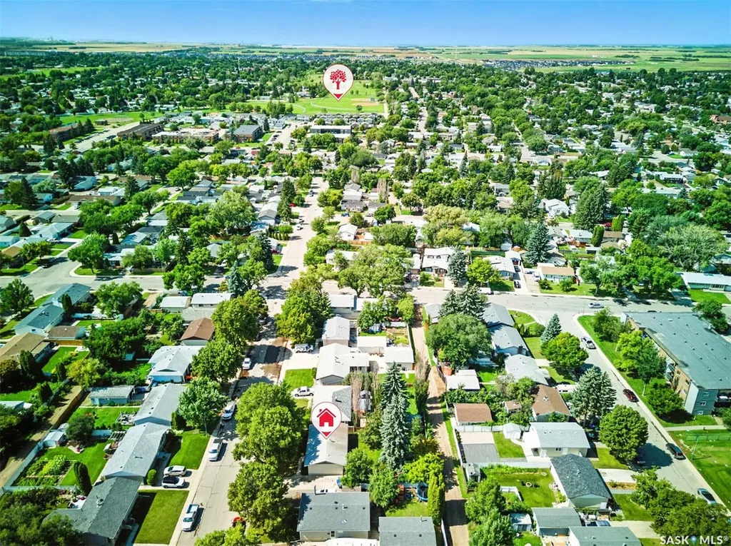 97 Maxwell Crescent Saskatoon SK S7L 3Y4